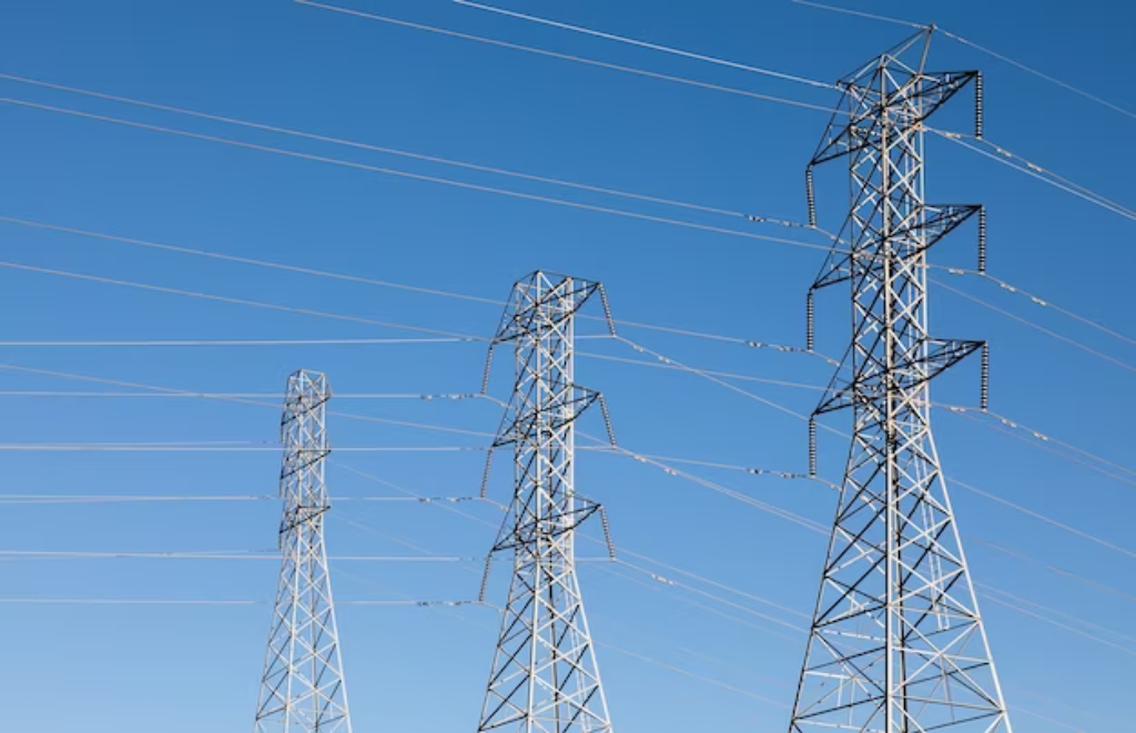 electric transmission lines | electricity transmission | electricity transmission and distribution | electricity transmission tower - Swastish